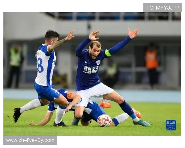 津门虎鏖战沧州雄狮激烈对决再掀中超赛场激情风暴