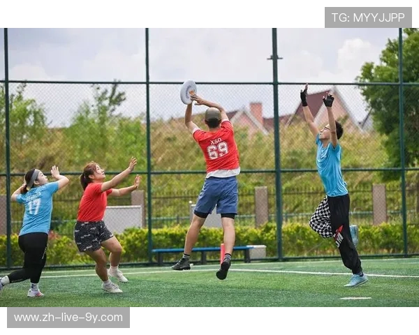 重庆飞盘队的拼搏之路极限运动嘉年华精彩回顾与奋斗故事