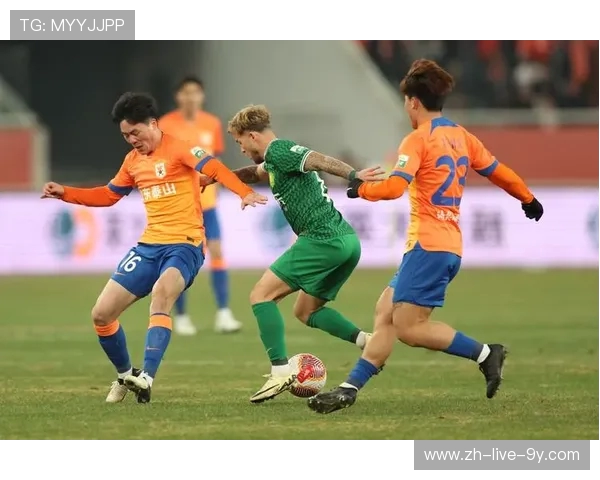 2012赛季鲁能与国安精彩对决视频回顾及赛后分析