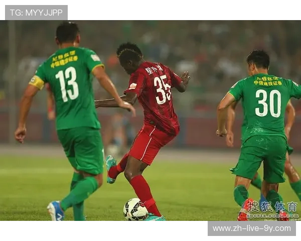 上港与当代激战正酣精彩视频集锦回顾激情四溢的足球盛宴